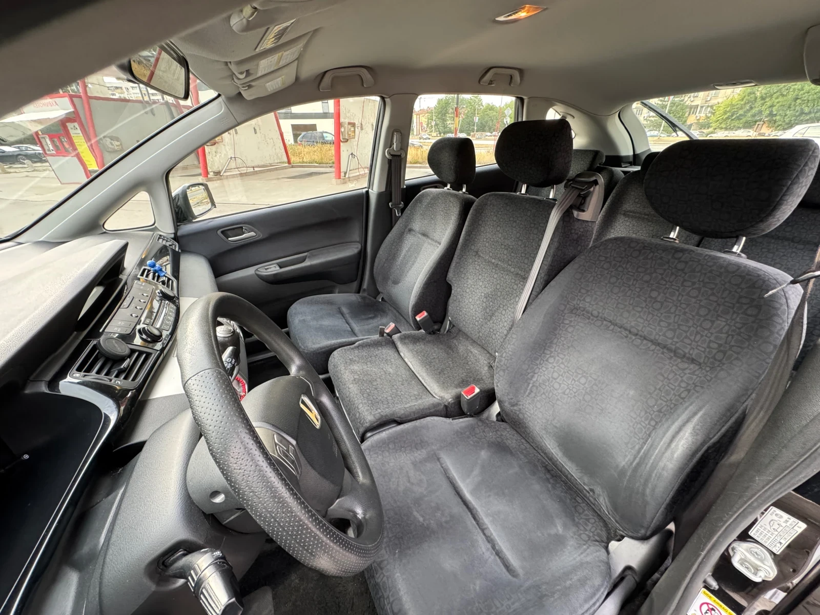 Honda Fr-v 2.2 D - изображение 8