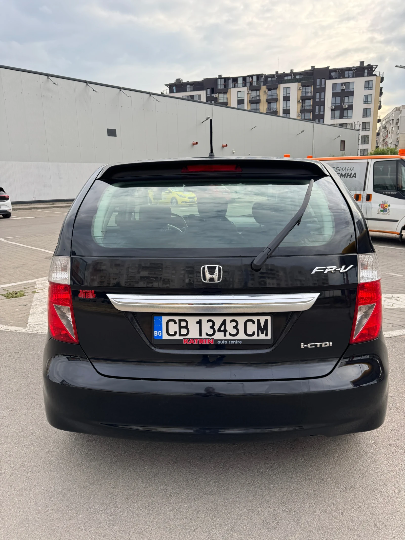 Honda Fr-v 2.2 D - изображение 4