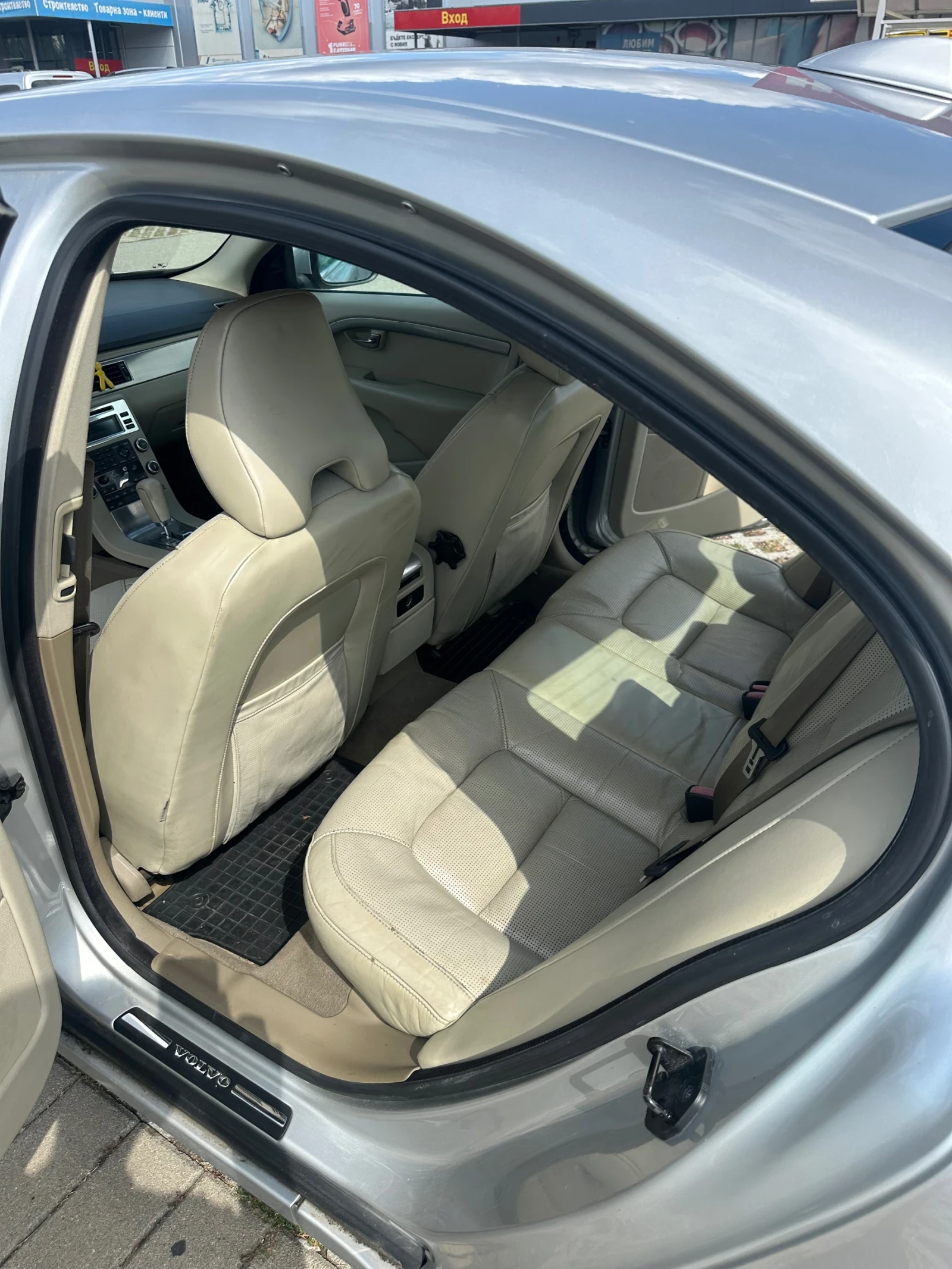 Volvo S80 D5 185 к.с.  - изображение 9