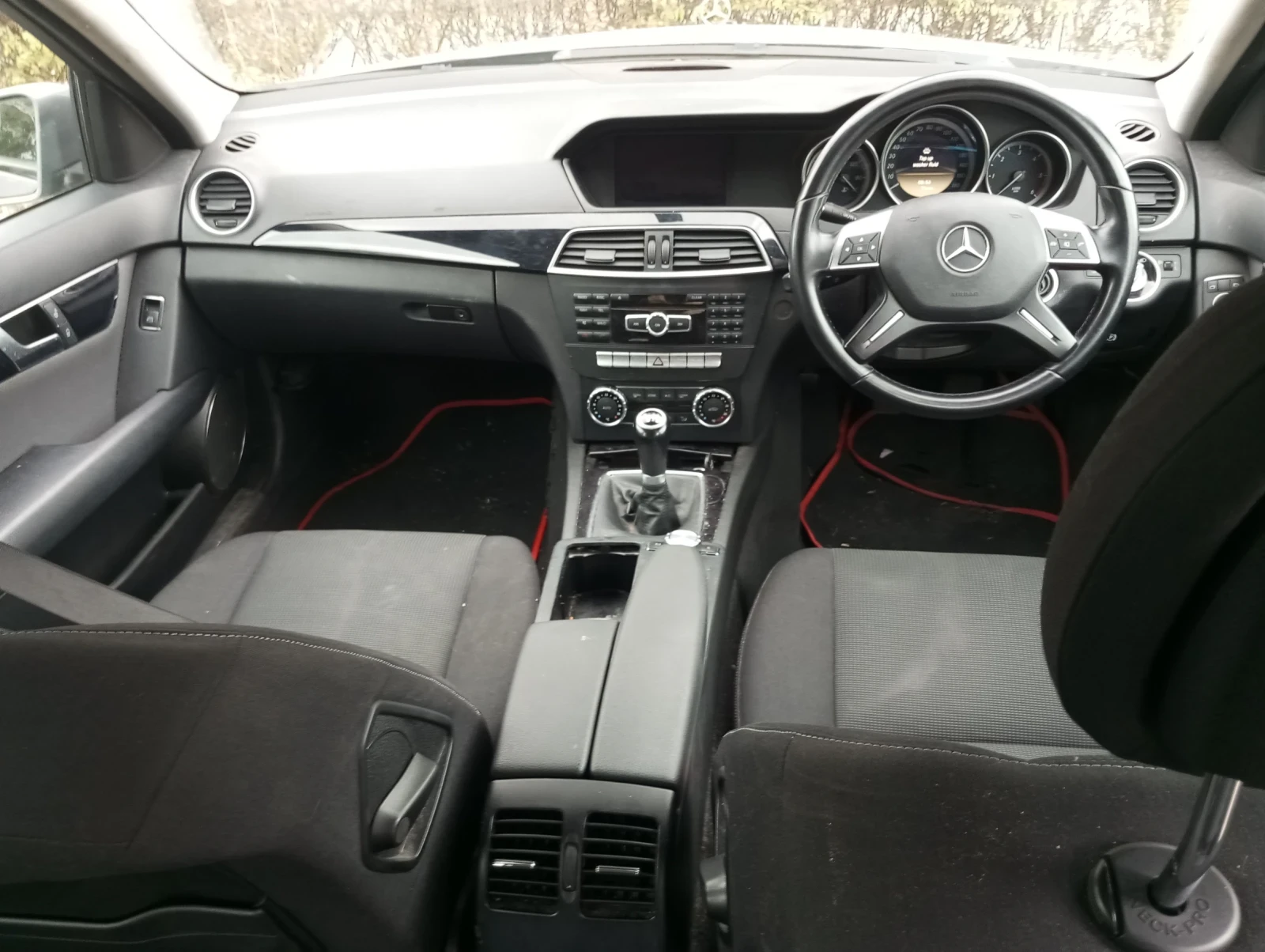 Mercedes-Benz C 200  - изображение 8