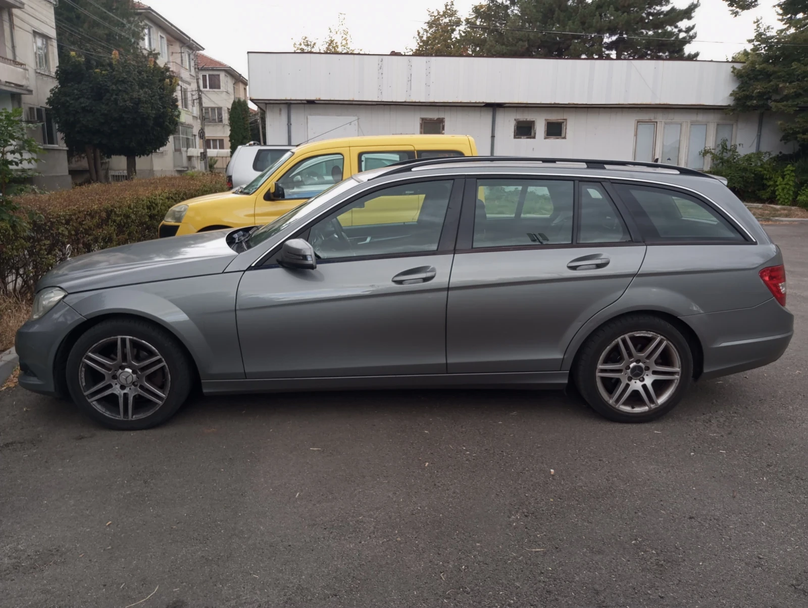 Mercedes-Benz C 200  - изображение 2