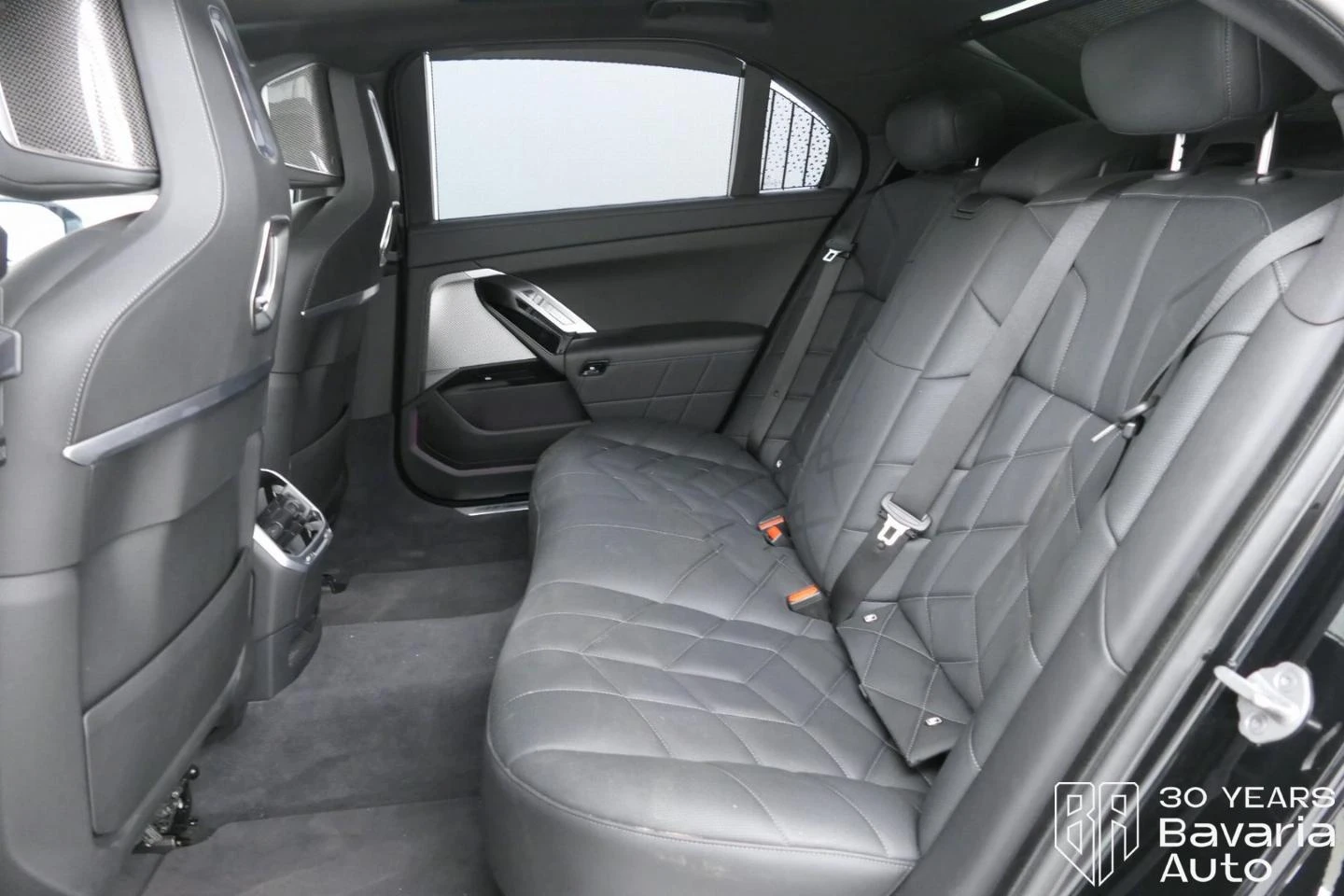 BMW i7 50 eDrive M Sport Paket - изображение 7