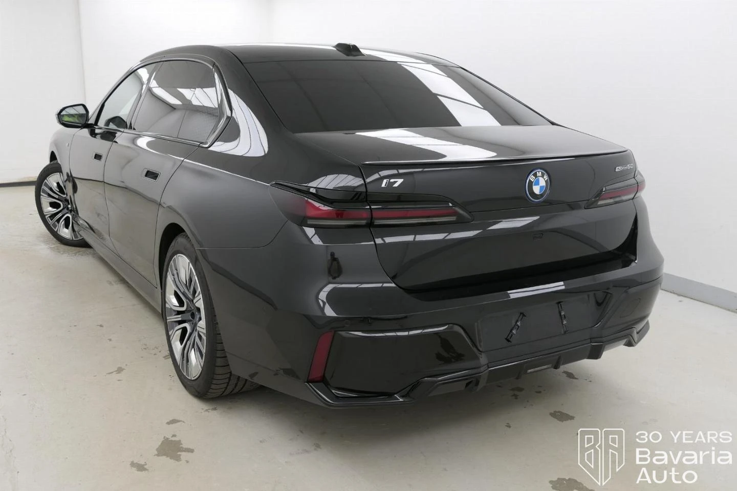BMW i7 50 eDrive M Sport Paket - изображение 2