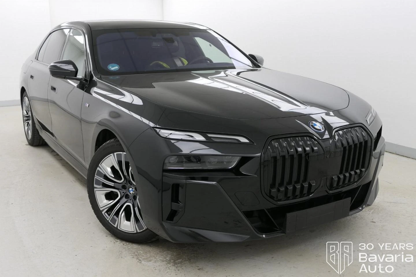 BMW i7 50 eDrive M Sport Paket - изображение 4
