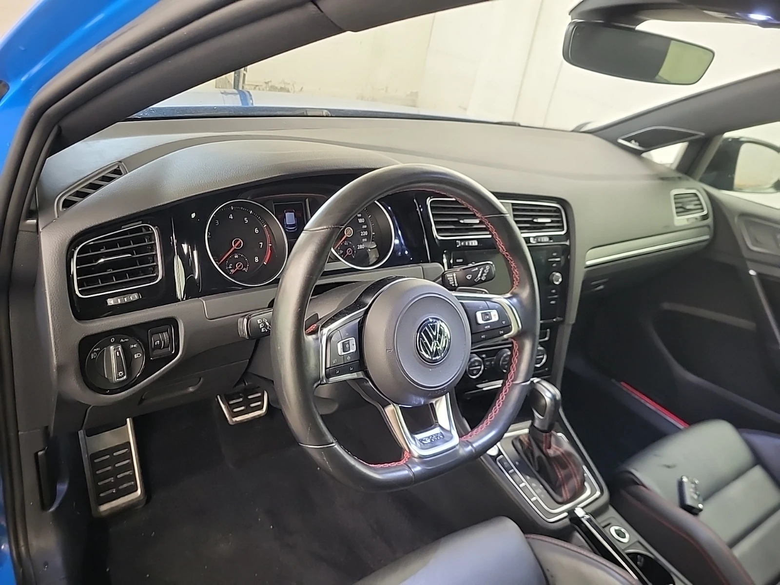 VW Golf * GTI* CARFAX * БЕЗ ПЪРВОНАЧАЛНА ВНОСКА - изображение 9