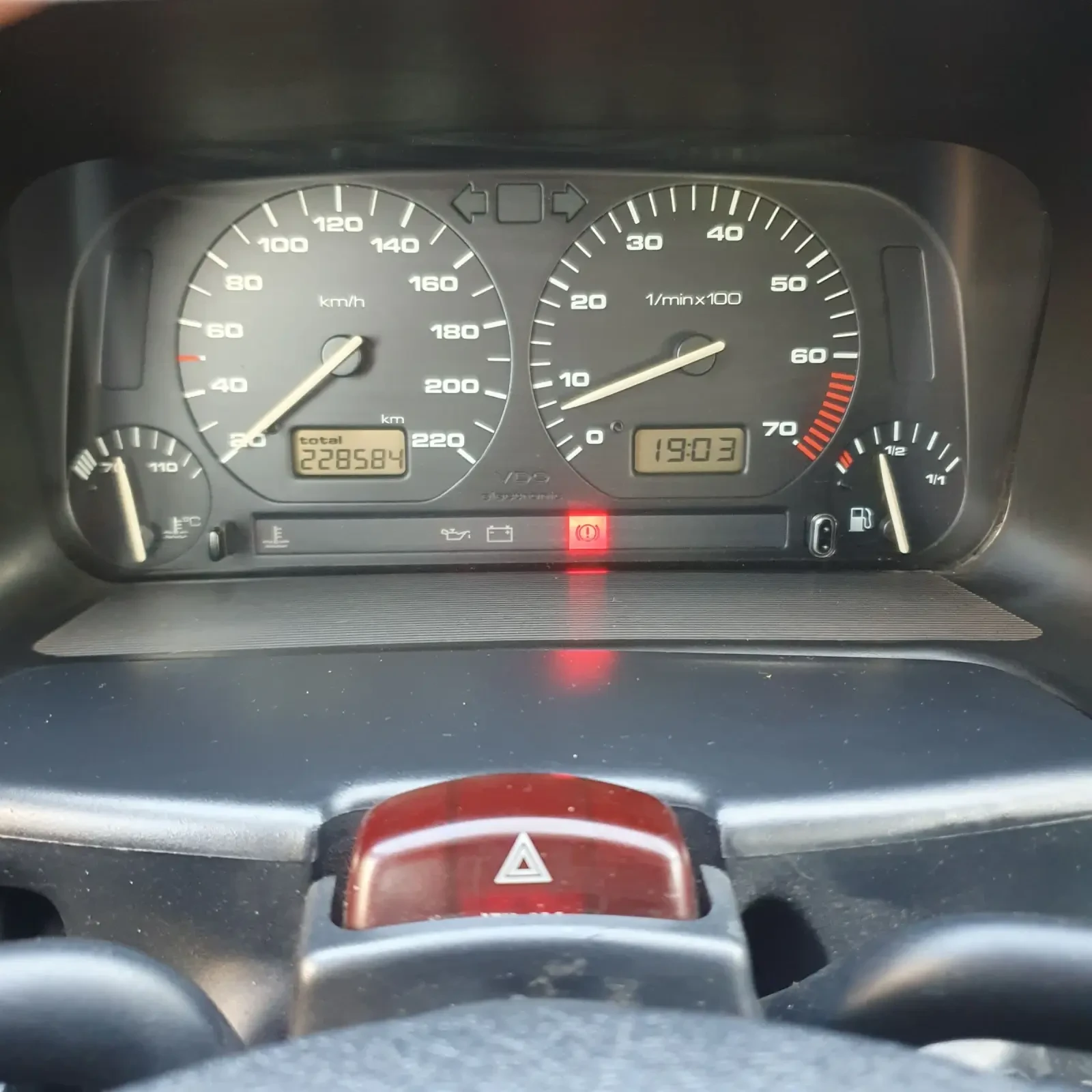 VW Golf 1.6i ���� | Mobile.bg � ����������� 11