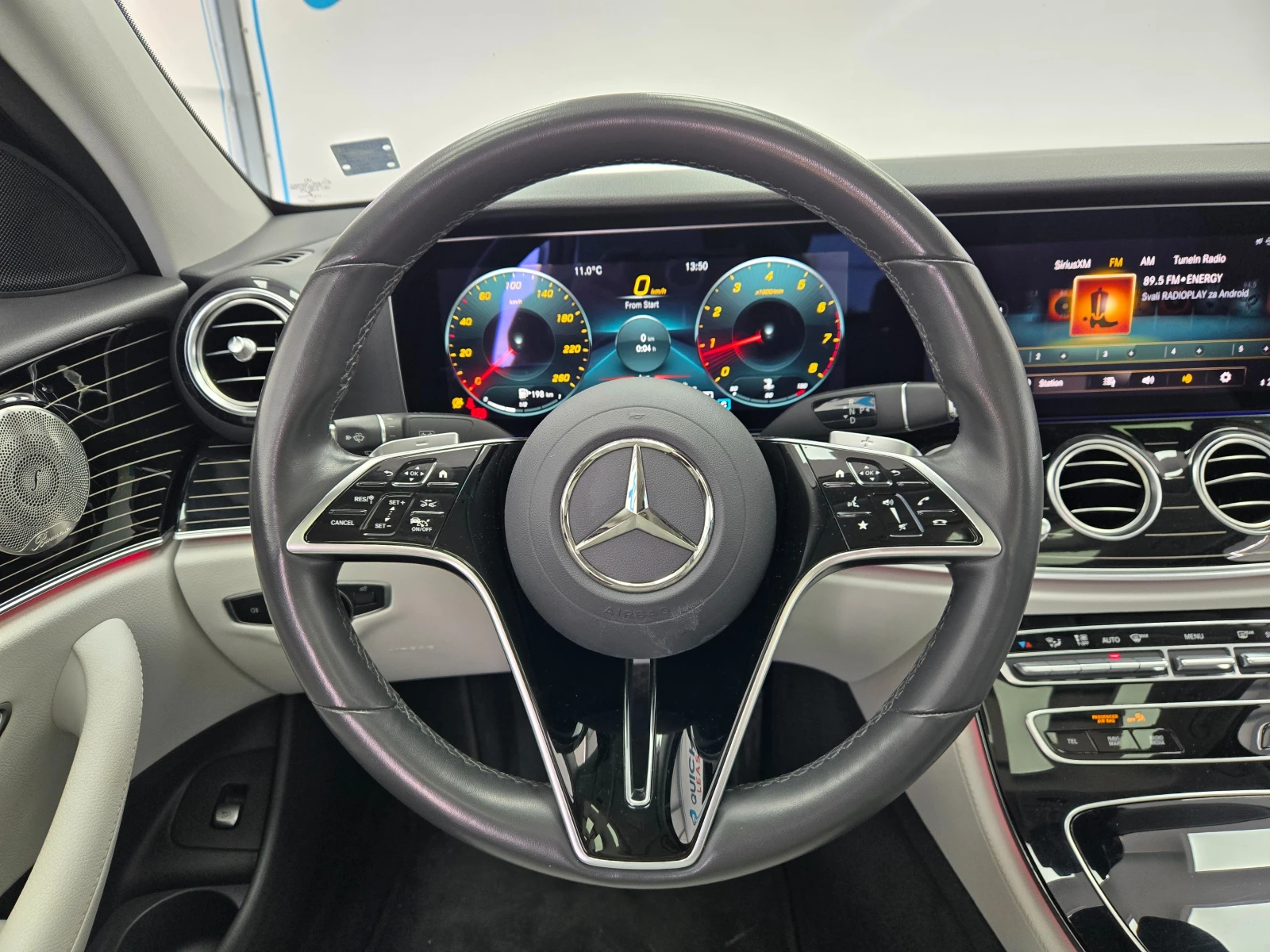 Mercedes-Benz E 350 4MATIC - изображение 10