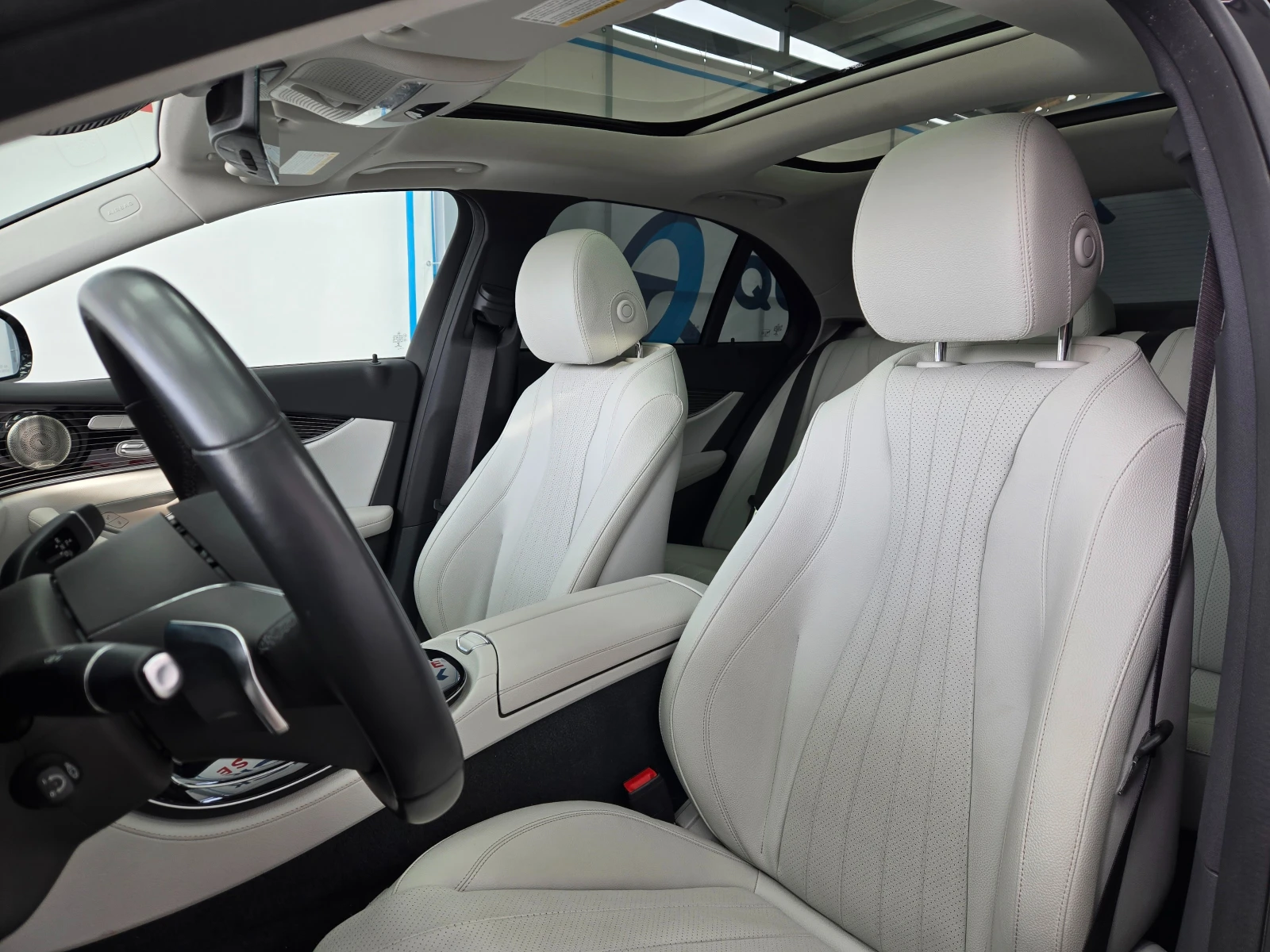 Mercedes-Benz E 350 4MATIC - изображение 8