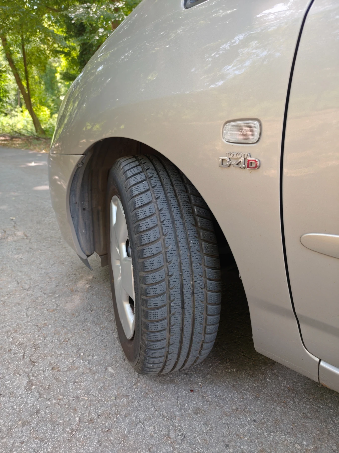 Toyota Corolla verso, снимка 12 - Автомобили и джипове - 53745482