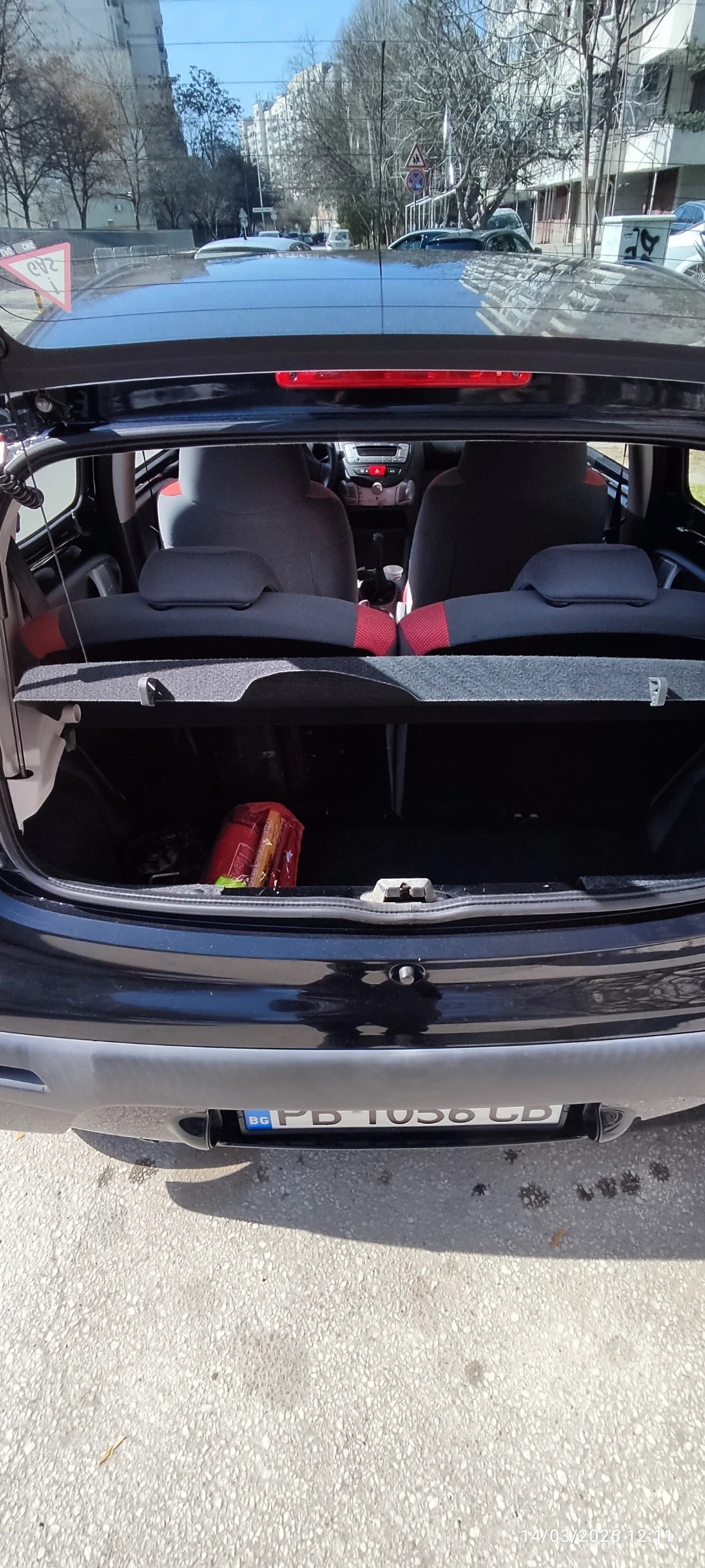 Peugeot 107, снимка 5 - Автомобили и джипове - 53849341