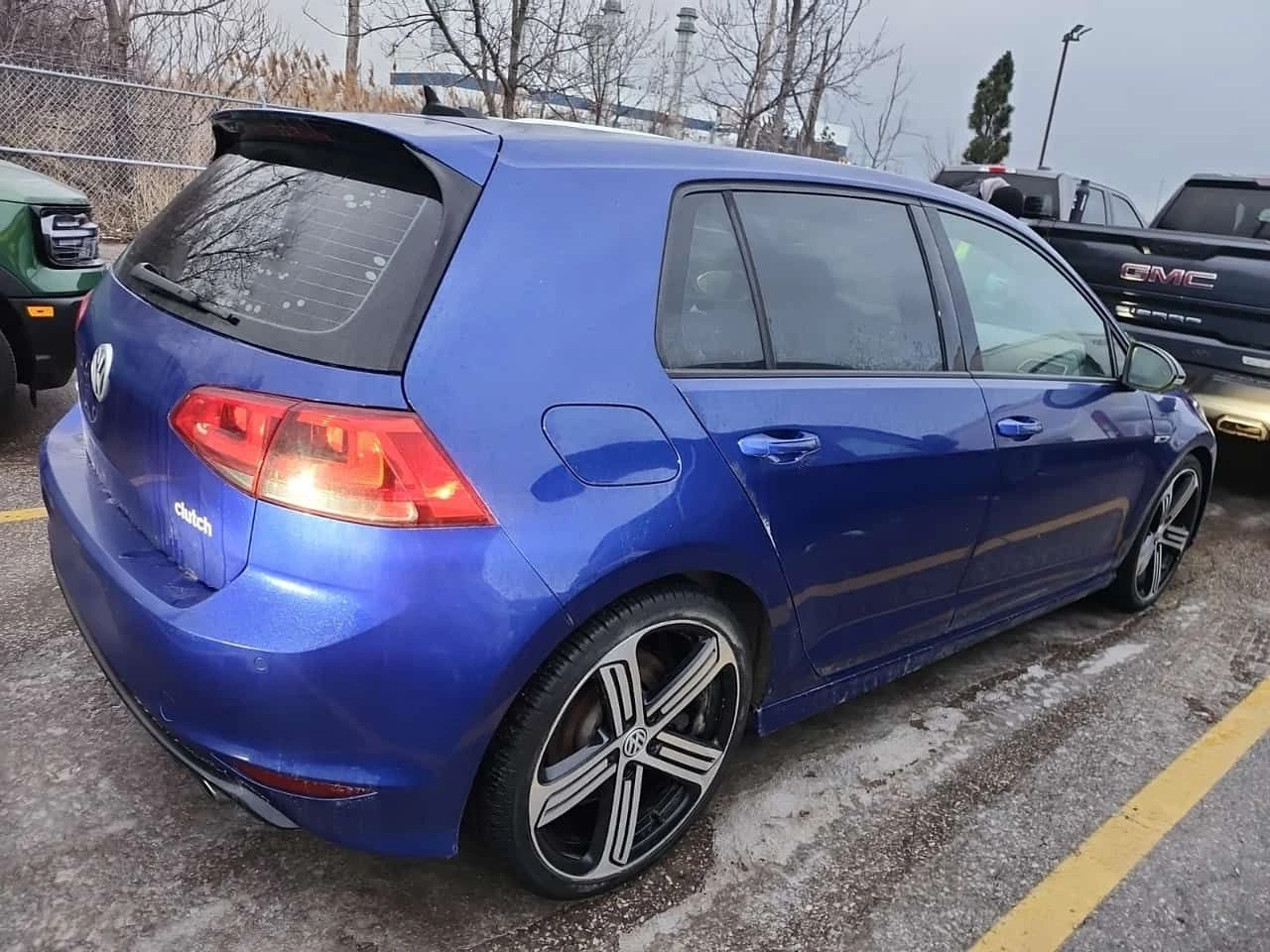 VW Golf R/ DSG / CARFAX /Кожа/Подгрев/Навигация/, снимка 3 - Автомобили и джипове - 53880667