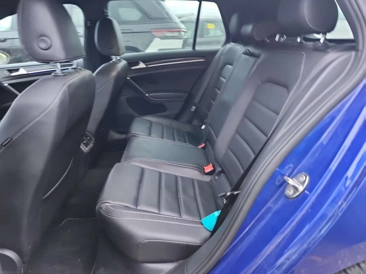 VW Golf R/ DSG / CARFAX /Кожа/Подгрев/Навигация/, снимка 11 - Автомобили и джипове - 53880667