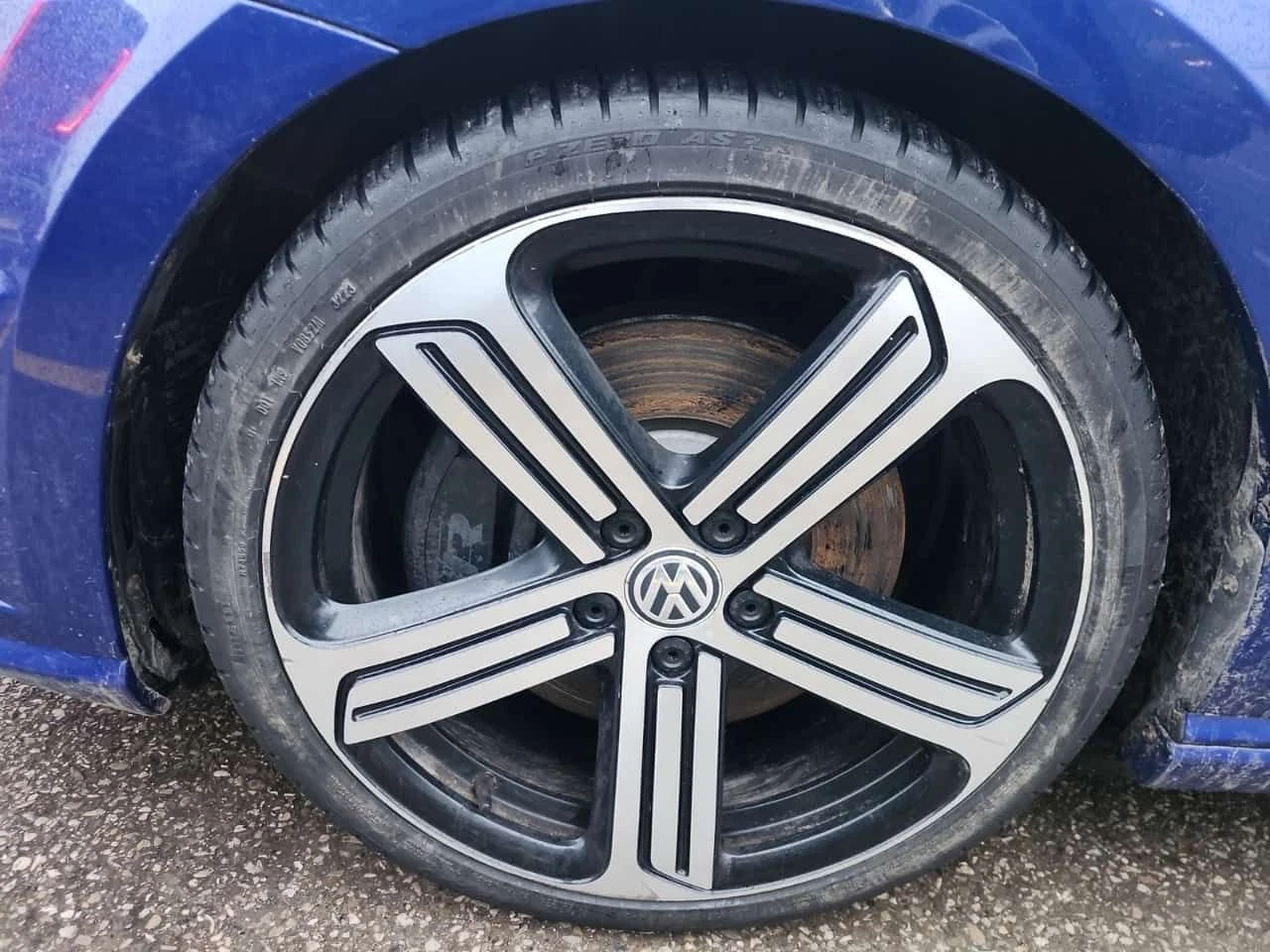 VW Golf R/ DSG / CARFAX /Кожа/Подгрев/Навигация/, снимка 6 - Автомобили и джипове - 53880667