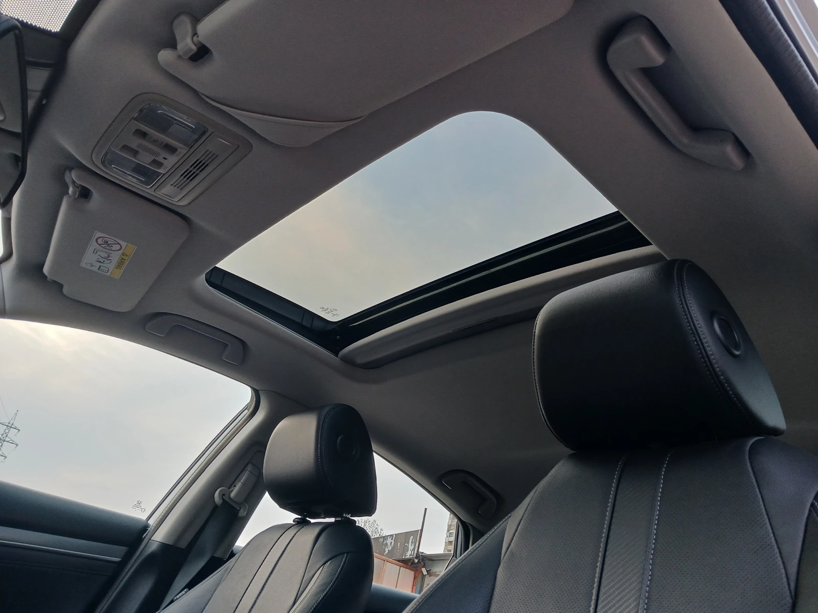 Honda Civic 1.5 T = FULL =  , снимка 15 - Автомобили и джипове - 53892065