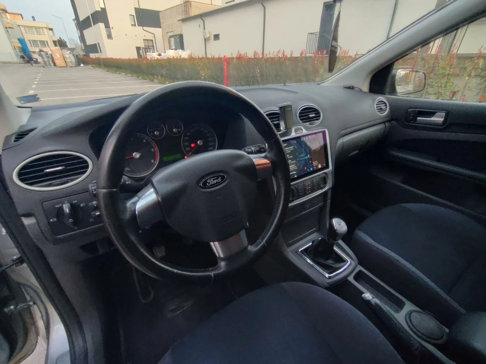 Ford Focus 1.6 TDCi, снимка 11 - Автомобили и джипове - 53916988