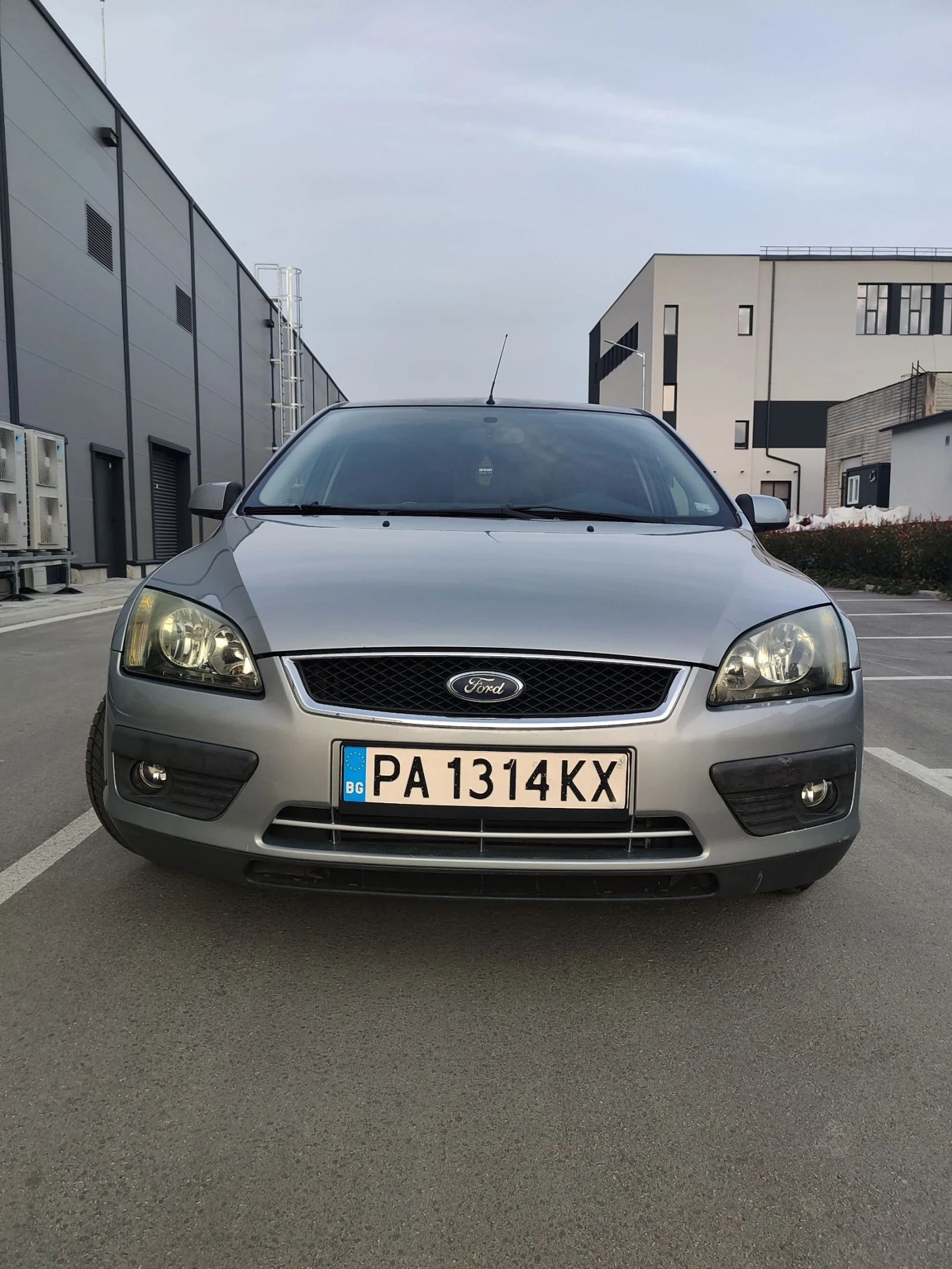 Ford Focus 1.6 TDCi, снимка 8 - Автомобили и джипове - 53916988