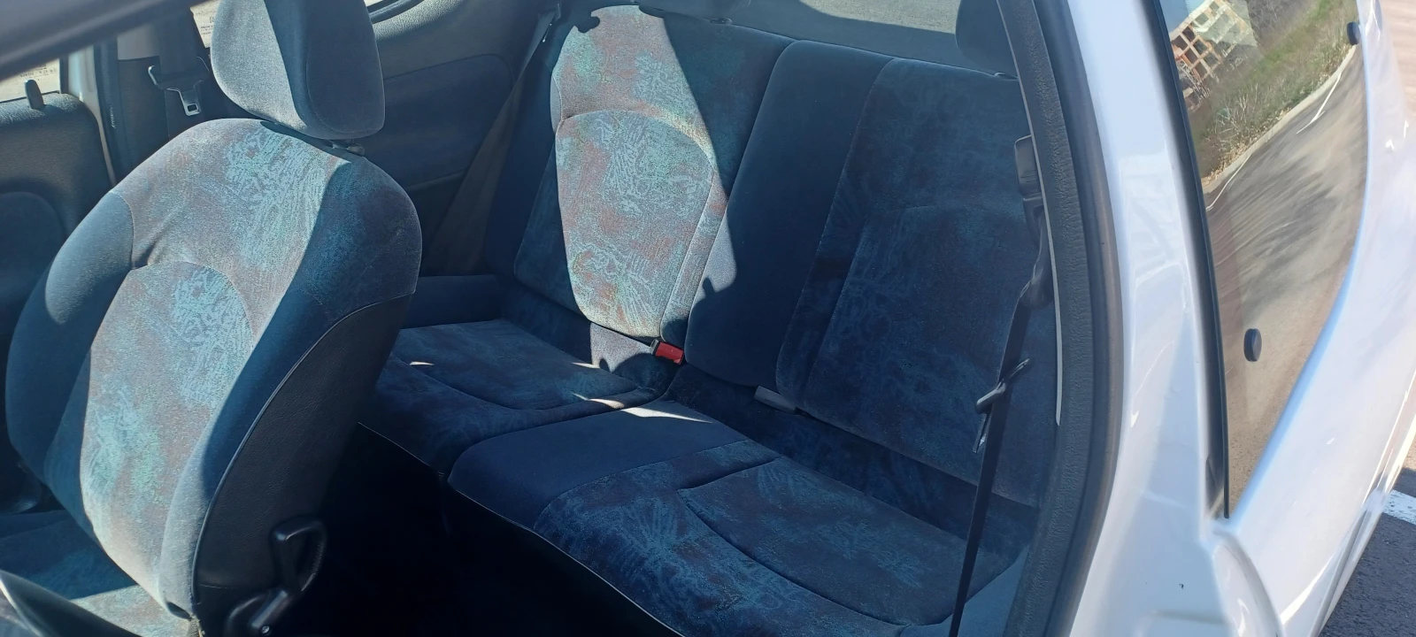 Peugeot 206 1.1, снимка 10 - Автомобили и джипове - 54124151