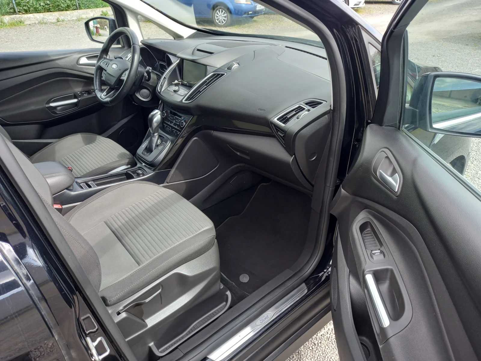 Ford Grand C-Max 6+ 1места, снимка 9 - Автомобили и джипове - 54122954