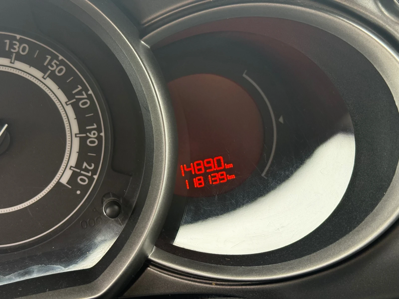 Citroen C3 Автоматик-Бензин, снимка 10 - Автомобили и джипове - 54124617