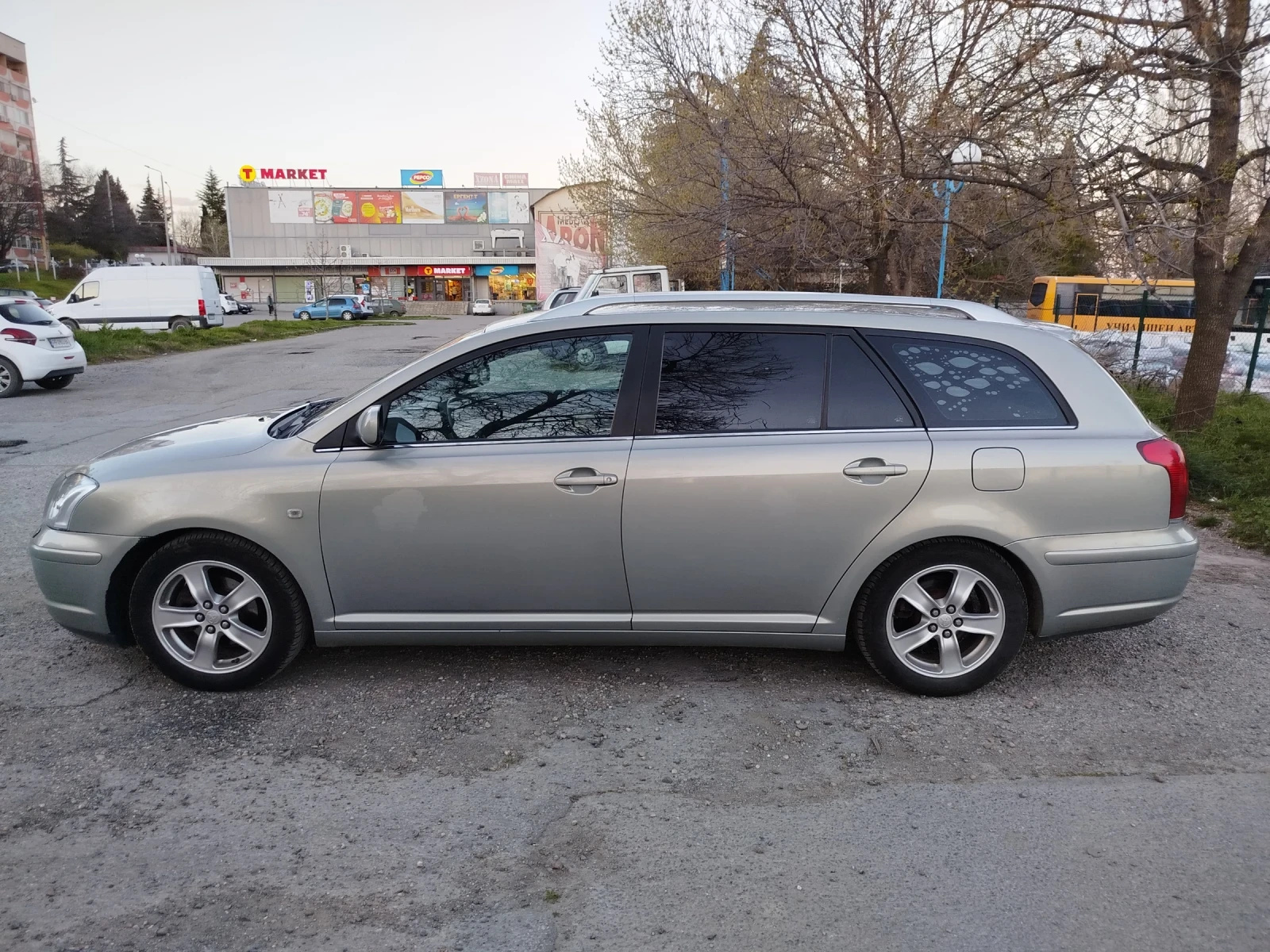 Toyota Avensis 1.8 VVT-i  129к.с.  LPG, снимка 3 - Автомобили и джипове - 54161498