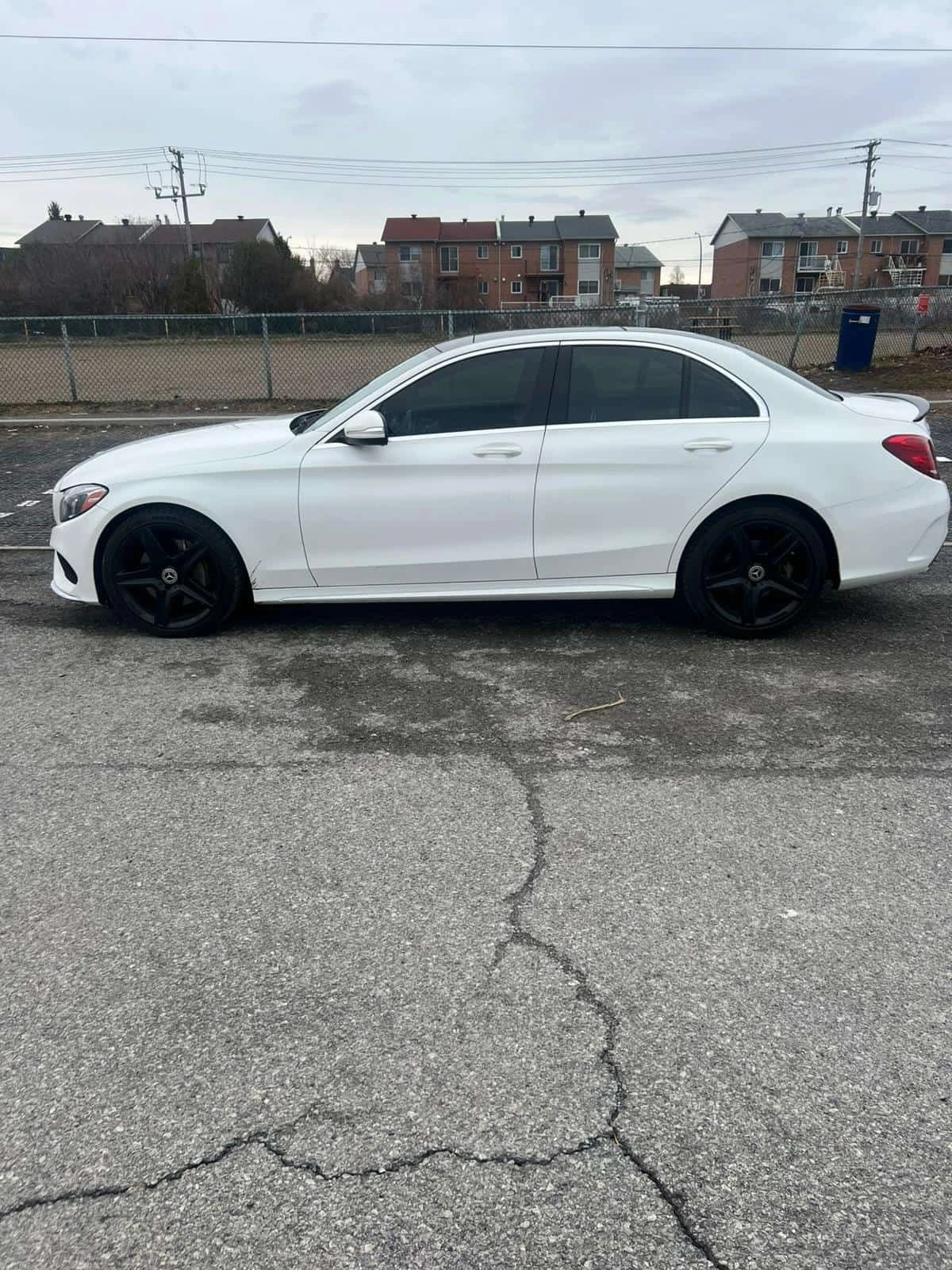 Mercedes-Benz C 300 4MATIC БЕЗ ЗАБЕЛЕЖКИ* DISTRONIC* PANO* , снимка 5 - Автомобили и джипове - 54198056