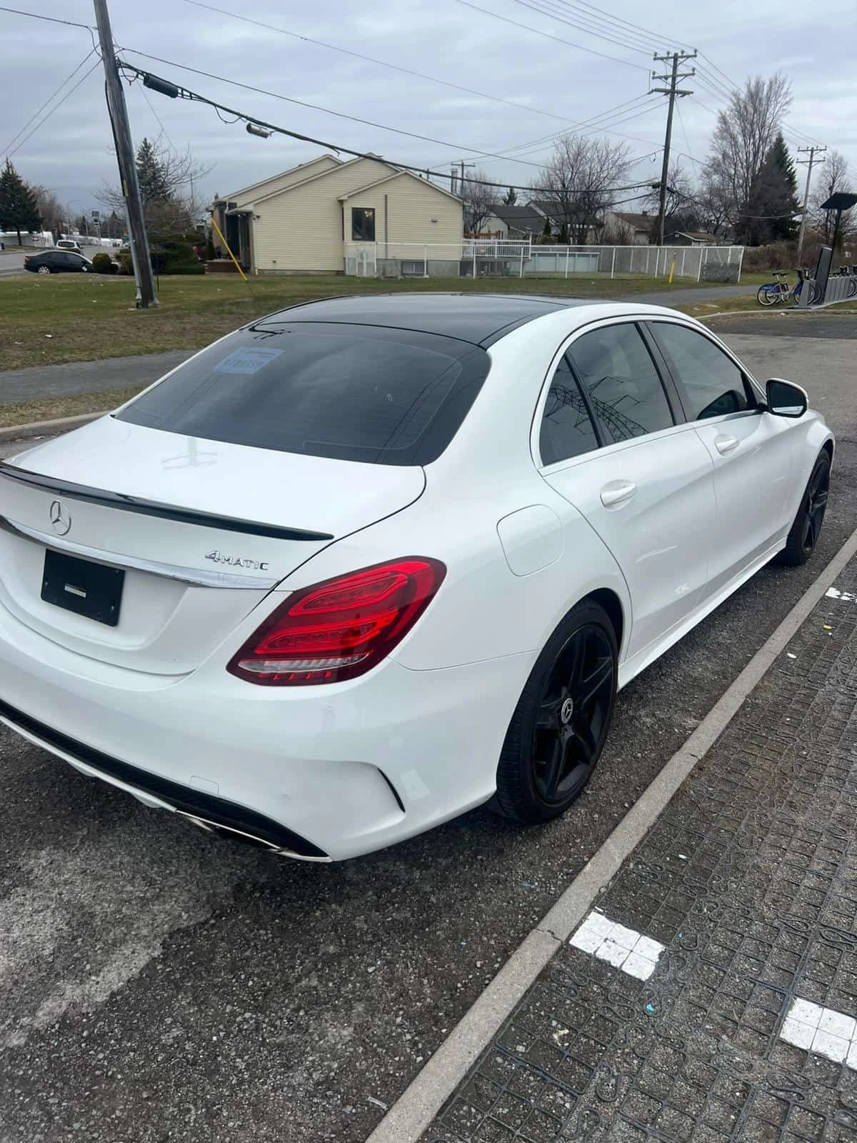 Mercedes-Benz C 300 4MATIC БЕЗ ЗАБЕЛЕЖКИ* DISTRONIC* PANO* , снимка 12 - Автомобили и джипове - 54198056