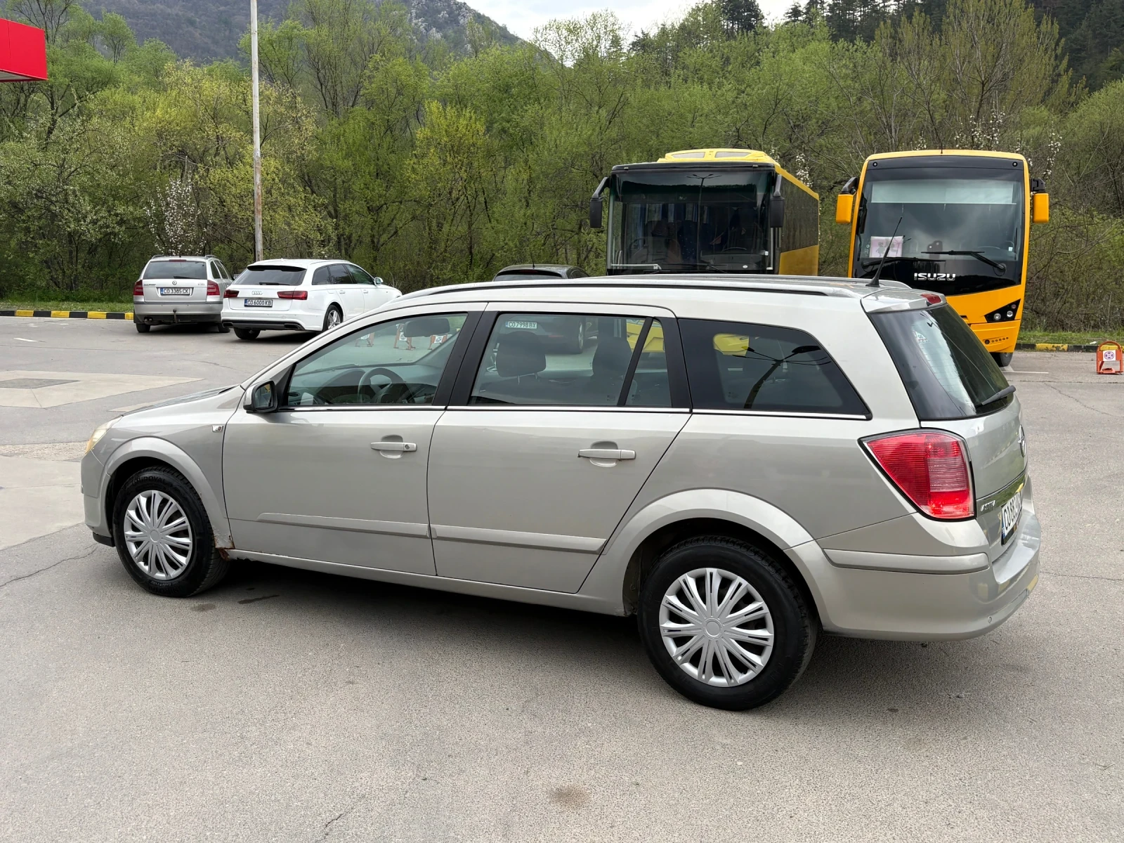 Opel Astra стейщън вагон ГАЗ, снимка 8 - Автомобили и джипове - 54257502