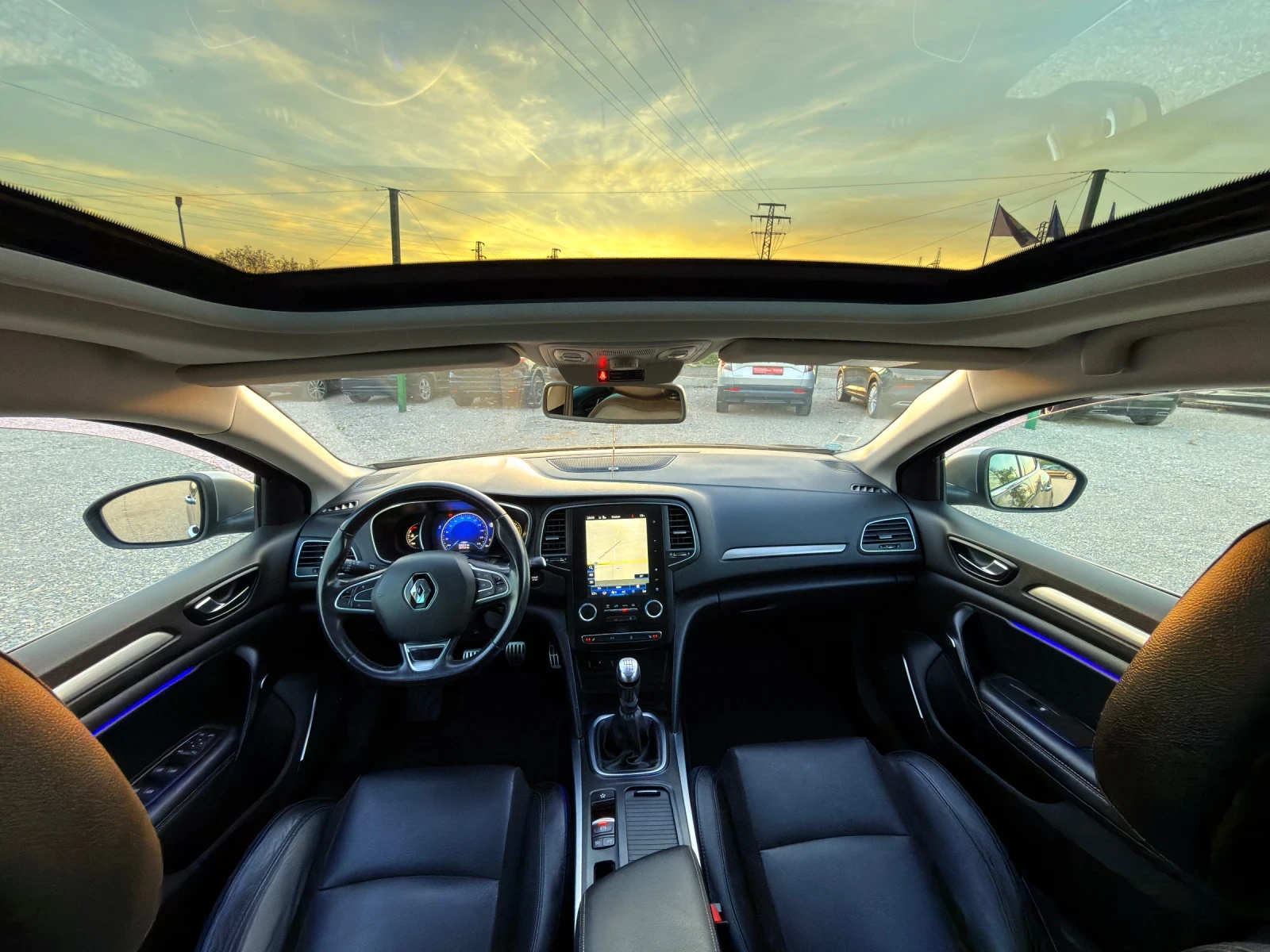 Renault Megane GT-LINE Full Led!!, снимка 14 - Автомобили и джипове - 54305855