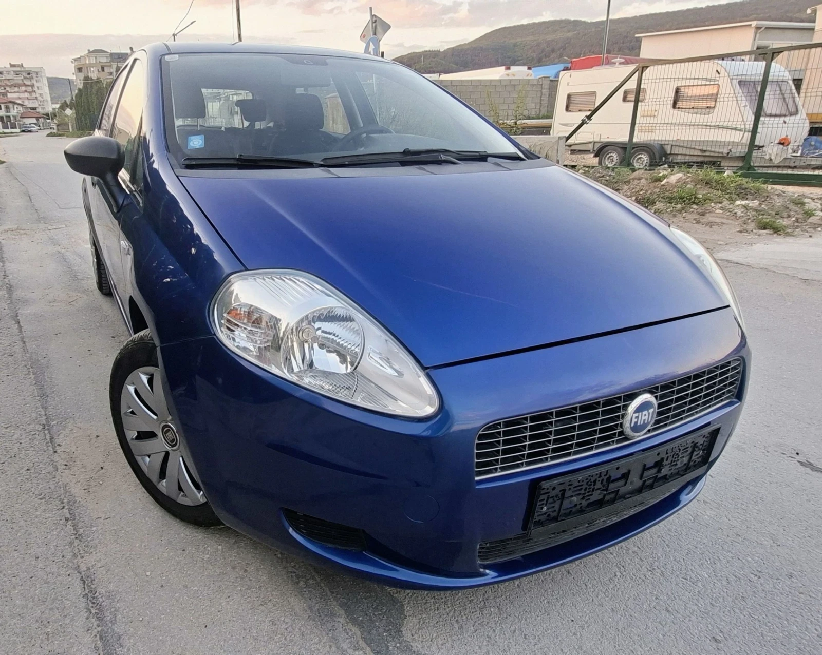 Fiat Punto 1.4i  80к.с., снимка 3 - Автомобили и джипове - 54746909