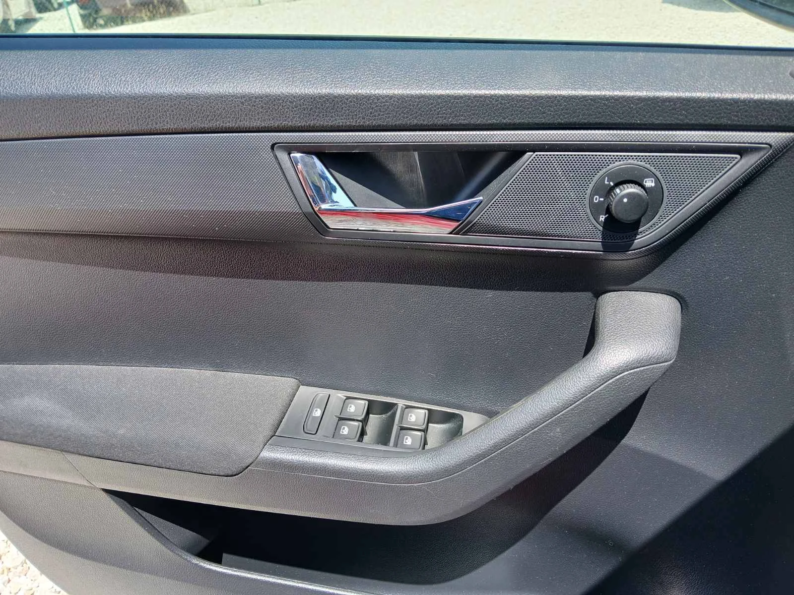 Skoda Fabia Turbo, снимка 9 - Автомобили и джипове - 54688080