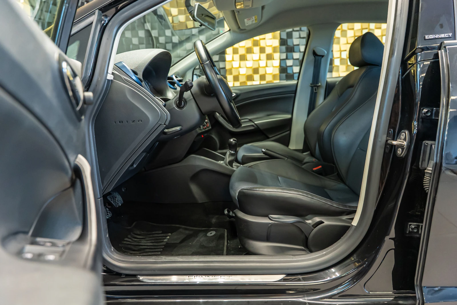 Seat Ibiza 1.4 TDI, снимка 10 - Автомобили и джипове - 54869109