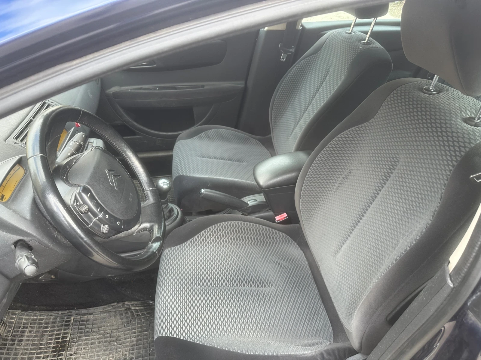 Citroen C4 1.6HDI 109k, снимка 8 - Автомобили и джипове - 55014602