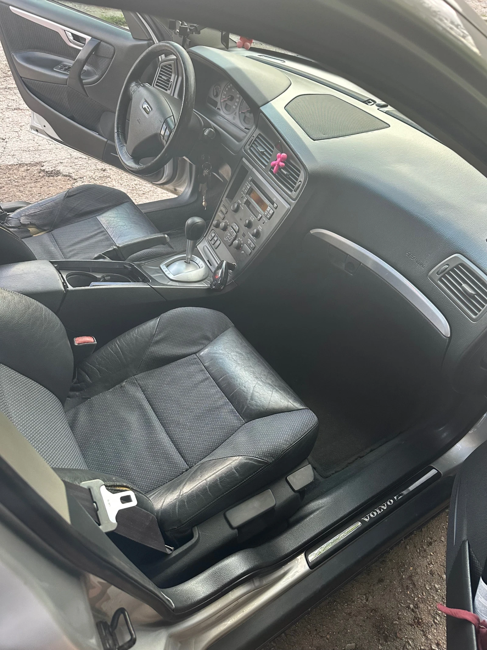 Volvo S60, снимка 8 - Автомобили и джипове - 55225357