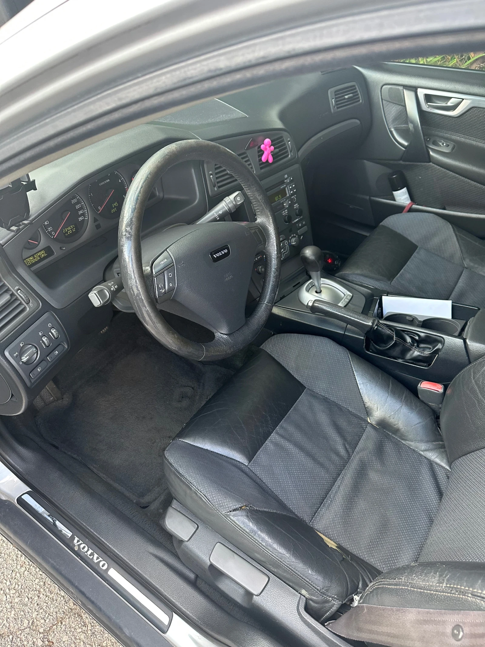 Volvo S60, снимка 5 - Автомобили и джипове - 55225357