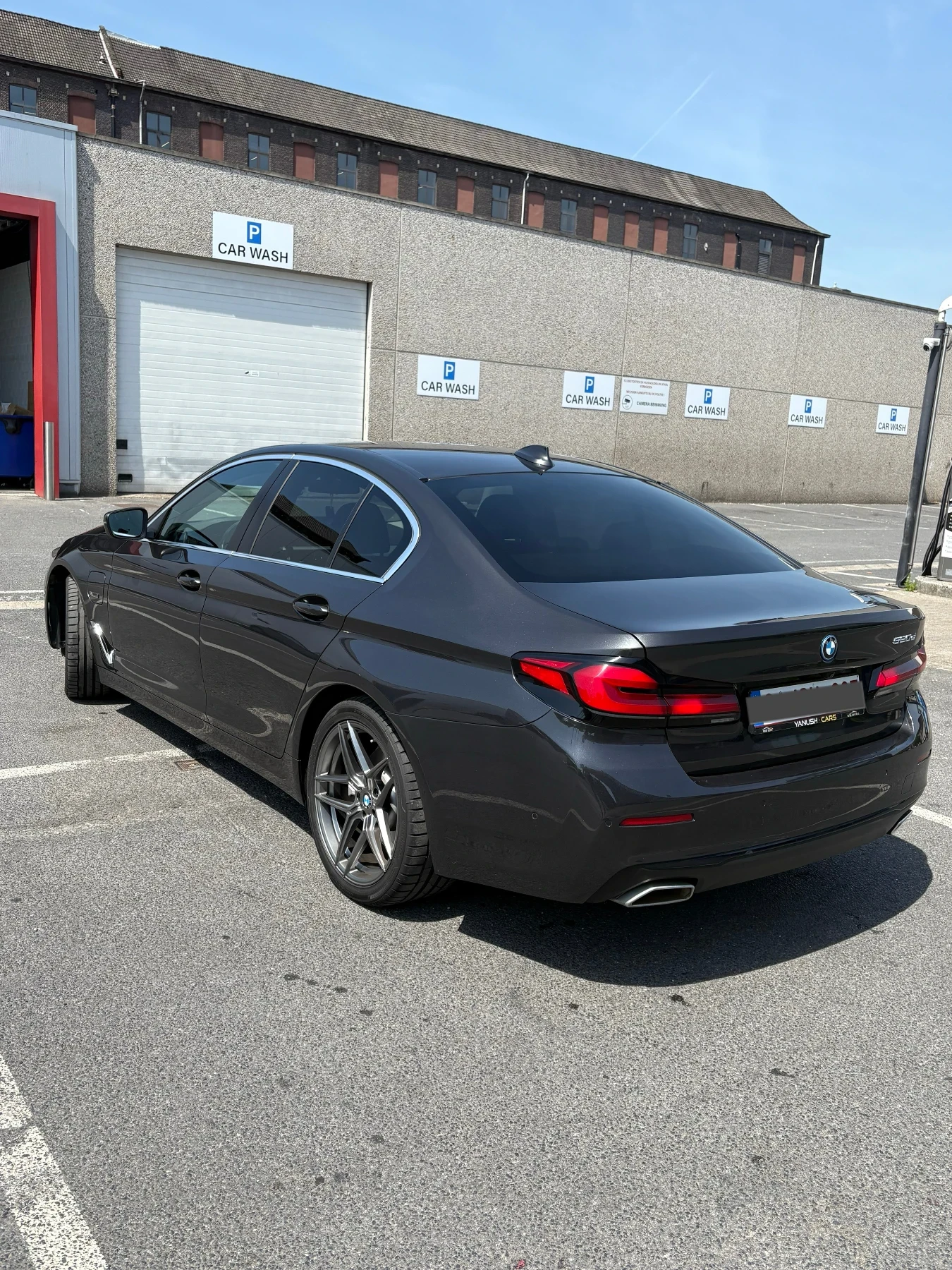 BMW 520, снимка 2 - Автомобили и джипове - 55234329