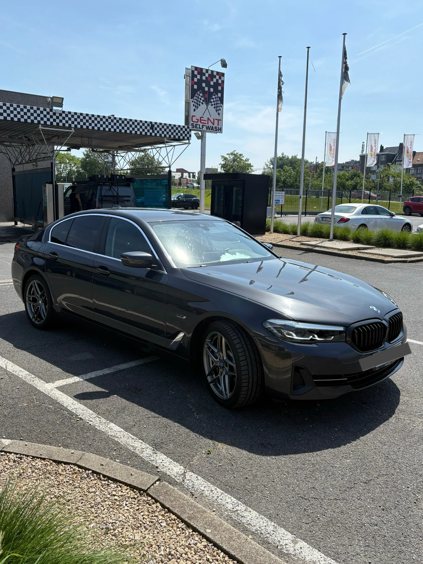 BMW 520, снимка 4 - Автомобили и джипове - 55234329