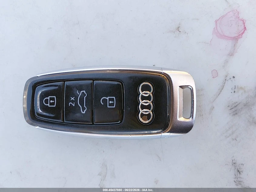 Audi E-Tron Premium Plus, снимка 11 - Автомобили и джипове - 55240766