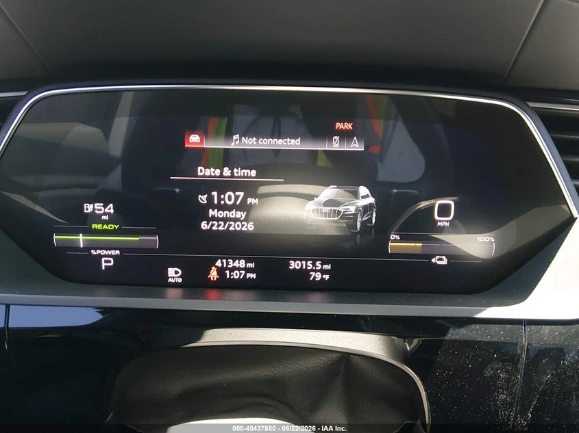 Audi E-Tron Premium Plus, снимка 7 - Автомобили и джипове - 55240766
