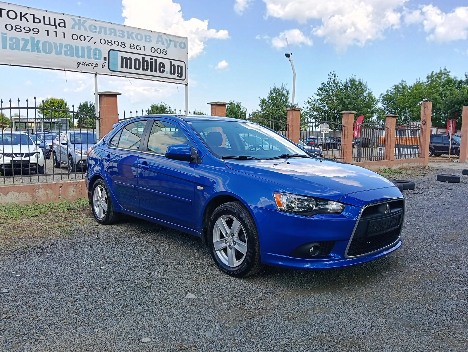 Mitsubishi Lancer 1.5i, снимка 3 - Автомобили и джипове - 55282845