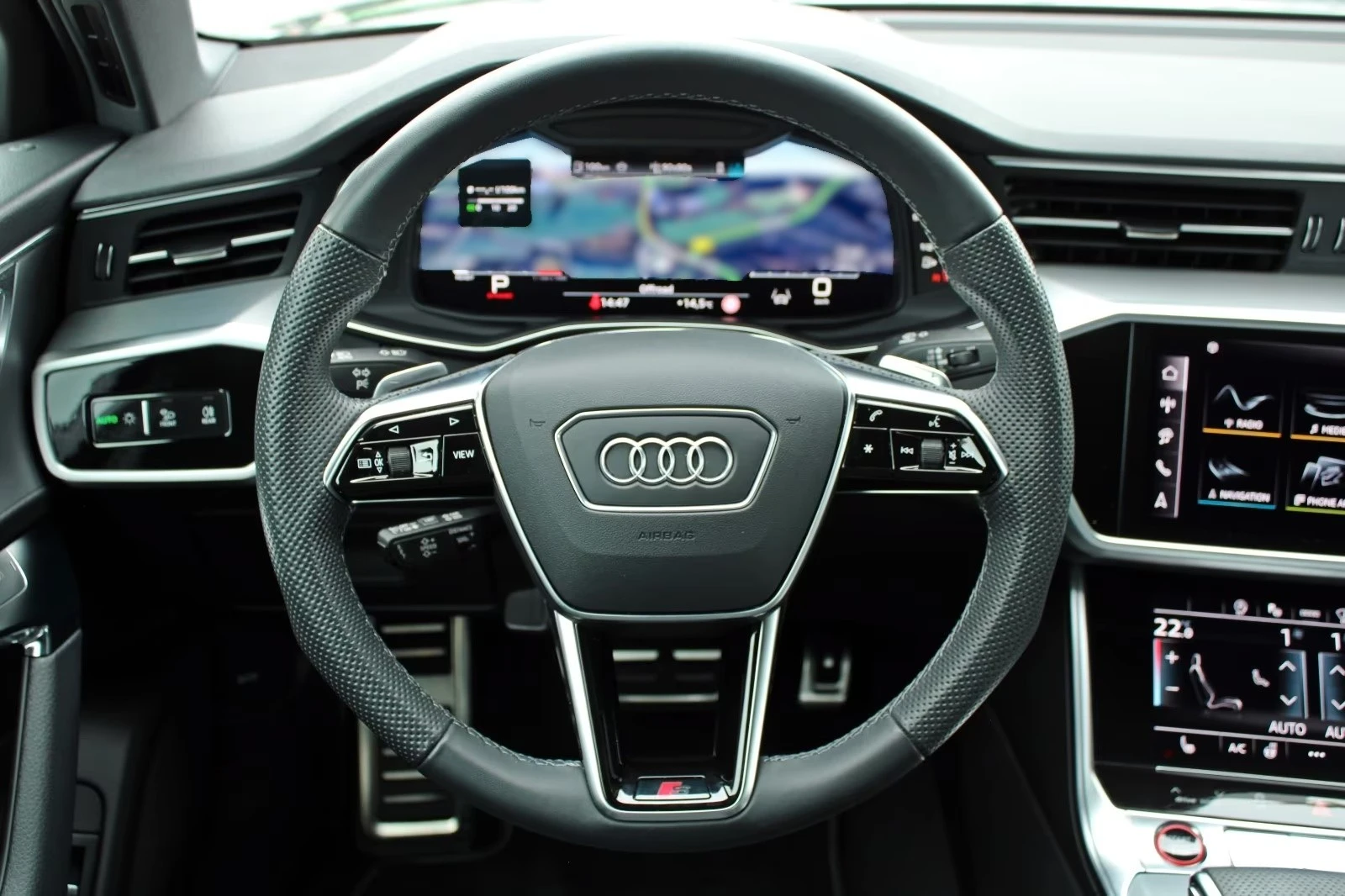 Audi S6 FACELIFT / HUD / MATRIX / 360 / QUATTRO / MIB3 / , снимка 10 - Автомобили и джипове - 55308197