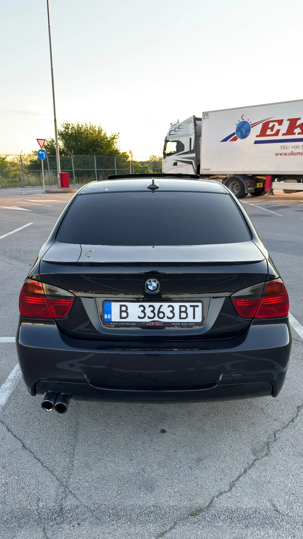 BMW 330, снимка 4 - Автомобили и джипове - 55877819
