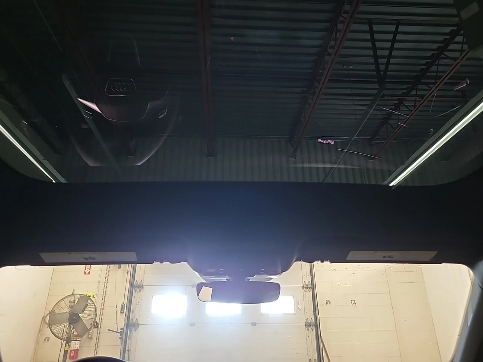 Audi E-Tron GT QUATTRO/CARFAX/����������� | Mobile.bg � ����������� 13