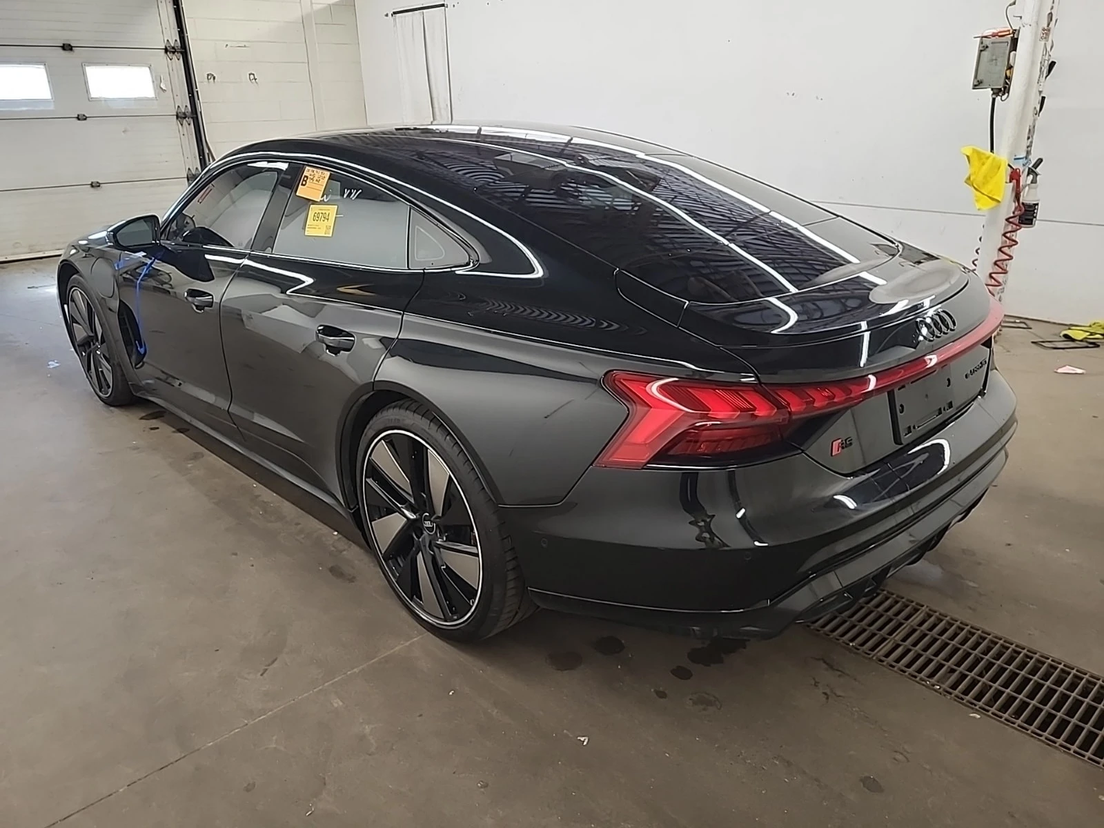 Audi E-Tron GT QUATTRO/CARFAX/����������� | Mobile.bg � ����������� 4
