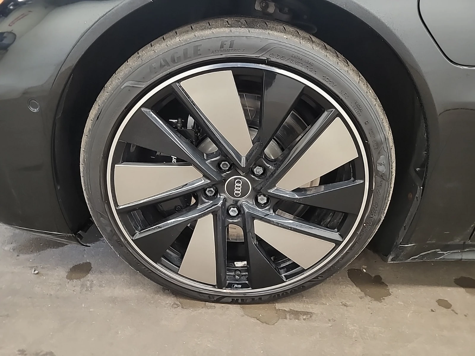 Audi E-Tron GT QUATTRO/CARFAX/����������� | Mobile.bg � ����������� 6