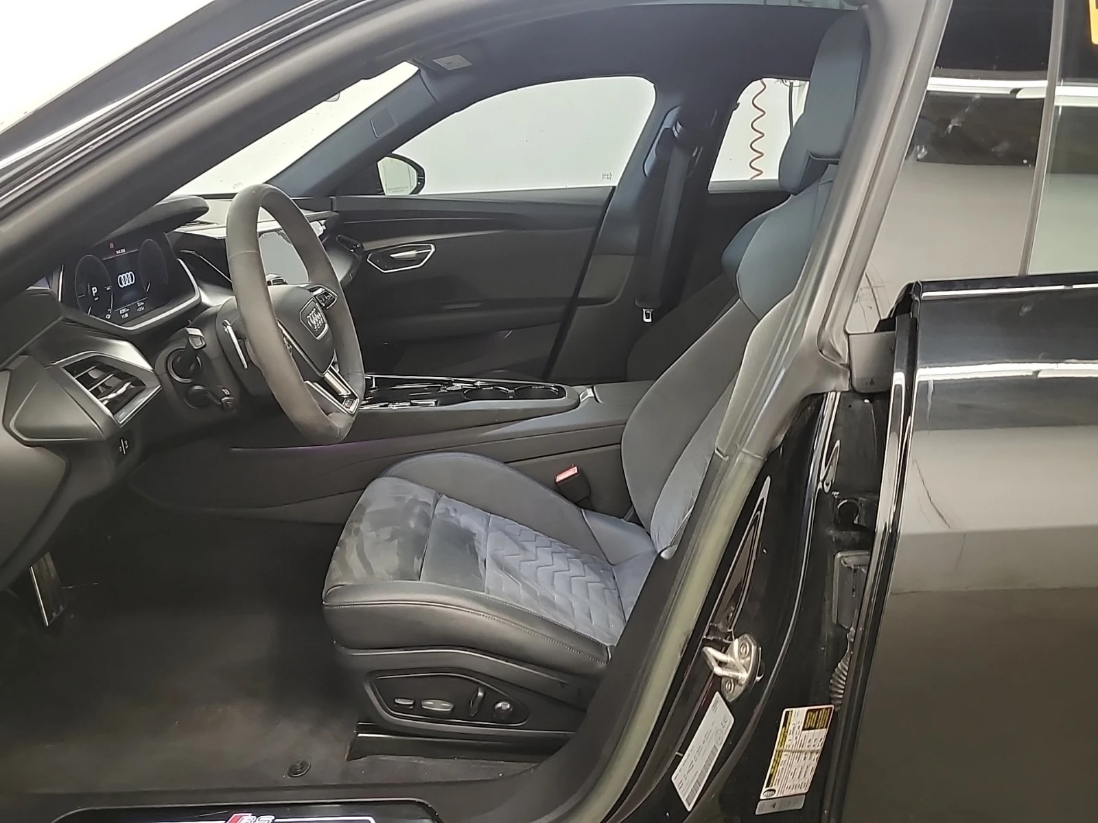 Audi E-Tron GT QUATTRO/CARFAX/����������� | Mobile.bg � ����������� 5