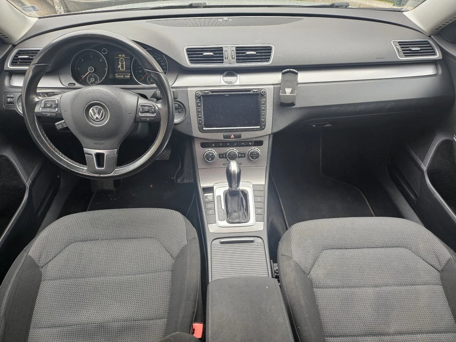 VW Passat, снимка 8 - Автомобили и джипове - 56167454