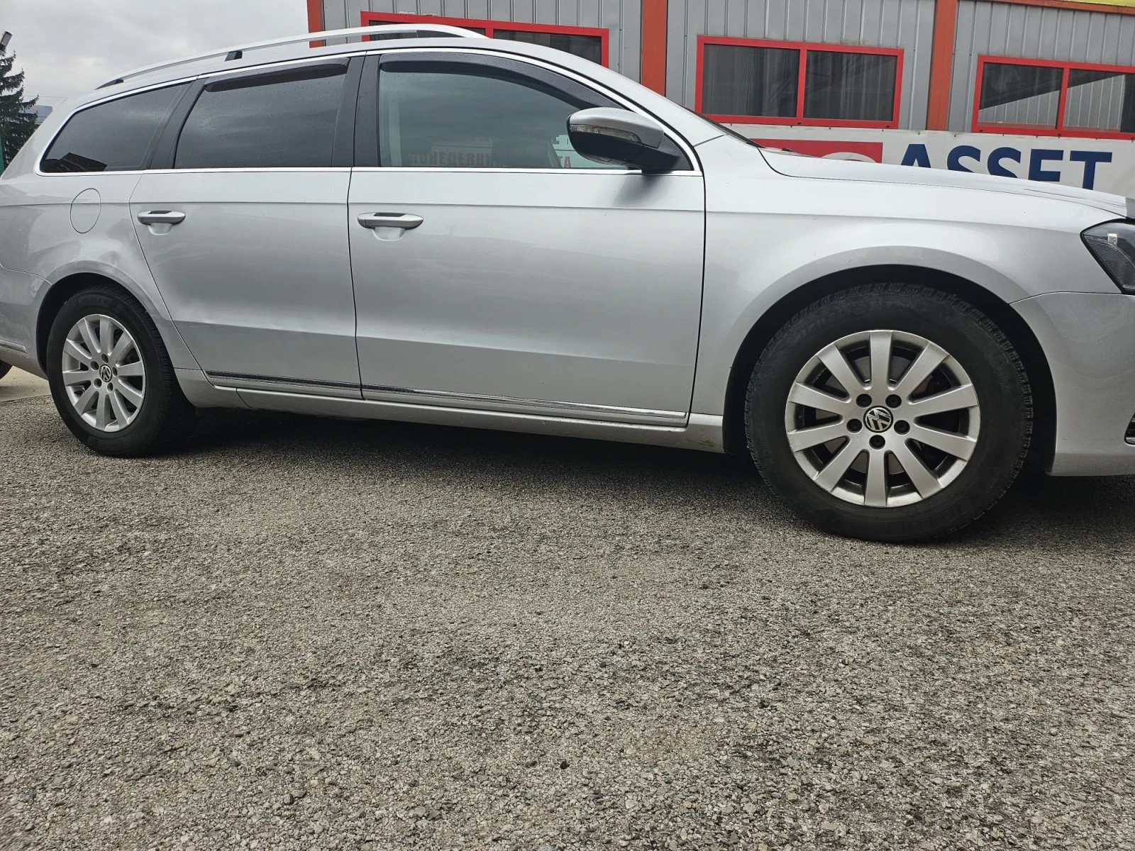 VW Passat, снимка 6 - Автомобили и джипове - 56167454