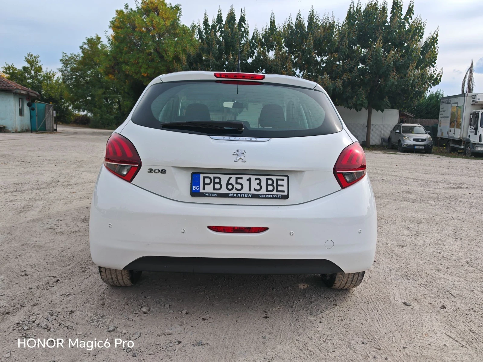 Peugeot 208 1.6 HDI, 75�.�., ����, ����-6�, 123600�.�. | Mobile.bg � ����������� 6