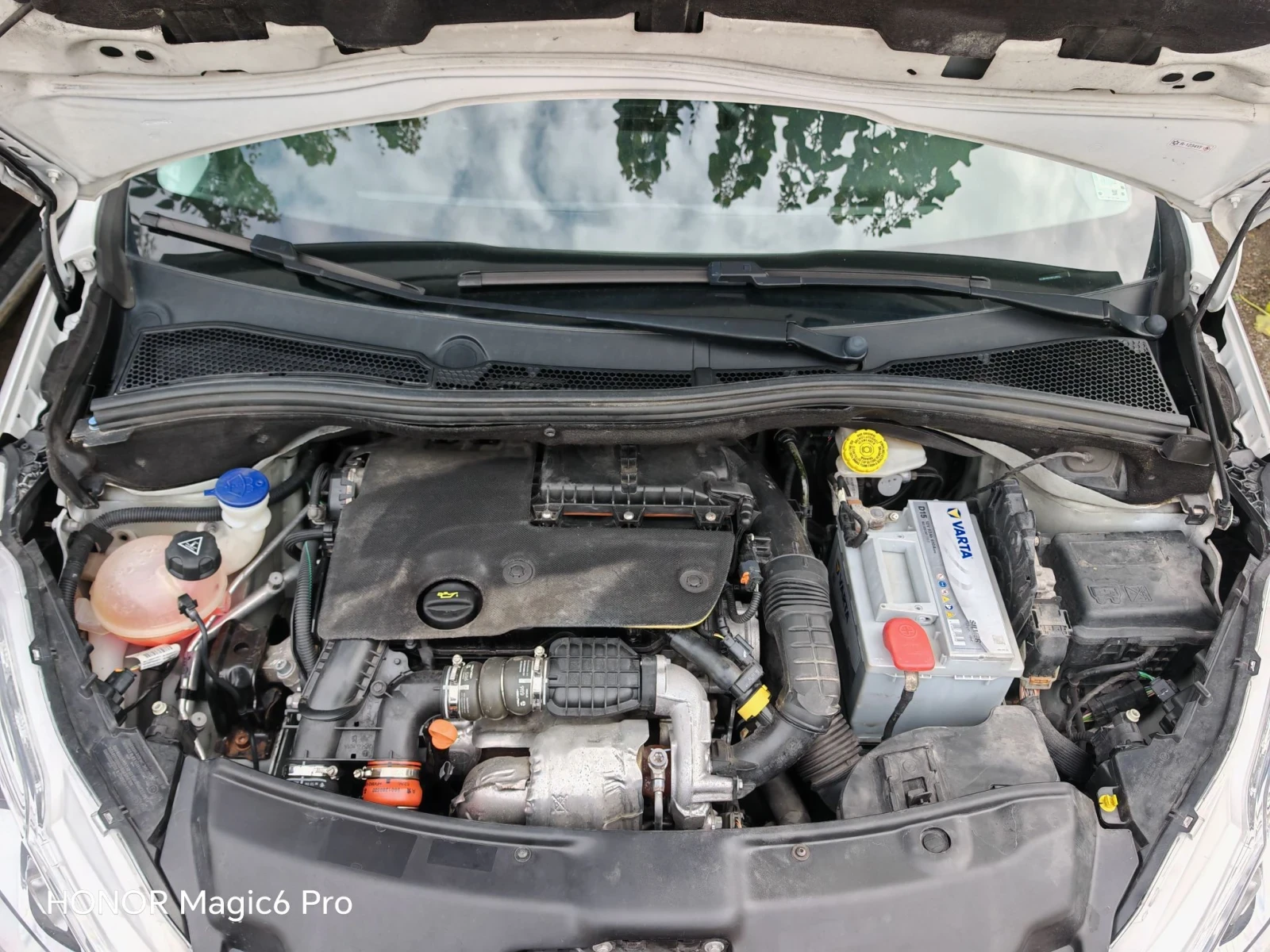 Peugeot 208 1.6 HDI, 75�.�., ����, ����-6�, 123600�.�. | Mobile.bg � ����������� 17