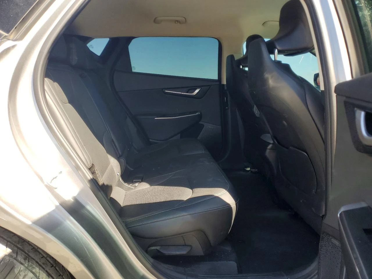 Kia EV6, снимка 11 - Автомобили и джипове - 56611467